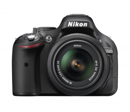 نيكون (D5200) كاميرا رقمية محترفة بعدسة مقاس 55-18 ملم خافضة للإهتزازات