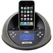 جى بى إل (OT-MICROBLK1T) سماعة بقاعدة شحن OT-MICROBLK1T لجهاز الأى بود و الأى فون و مزودة بساعة و راديو ذو لون أسود