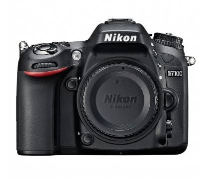 نيكون (D7100) كاميرا رقمية محترفة بعدسة مقاس 140-18 ملم خافضة للإهتزازات