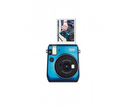 فوجى (instax mini 70) كاميرا رقمية يمكنك من خلالها الحصول على الصور الخاصة بك فى نفس الوقت ذات لون أزرق